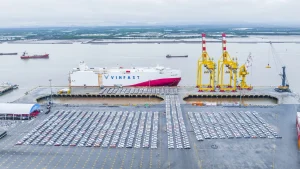 vinfast xuất khẩu lô xe điện đầu tiên ra thế giới